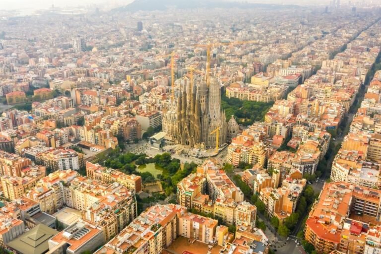 الدراسة في أسبانيا: أرخص وأفضل دولة للدراسة في أوروبا 2025