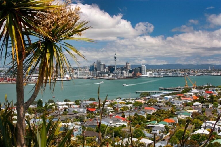 الهجرة إلى نيوزيلندا للعمالة الماهرة عبر فيزا Skilled Migrant Category: أعرف خطوات الحصول على الإقامة الدائمة